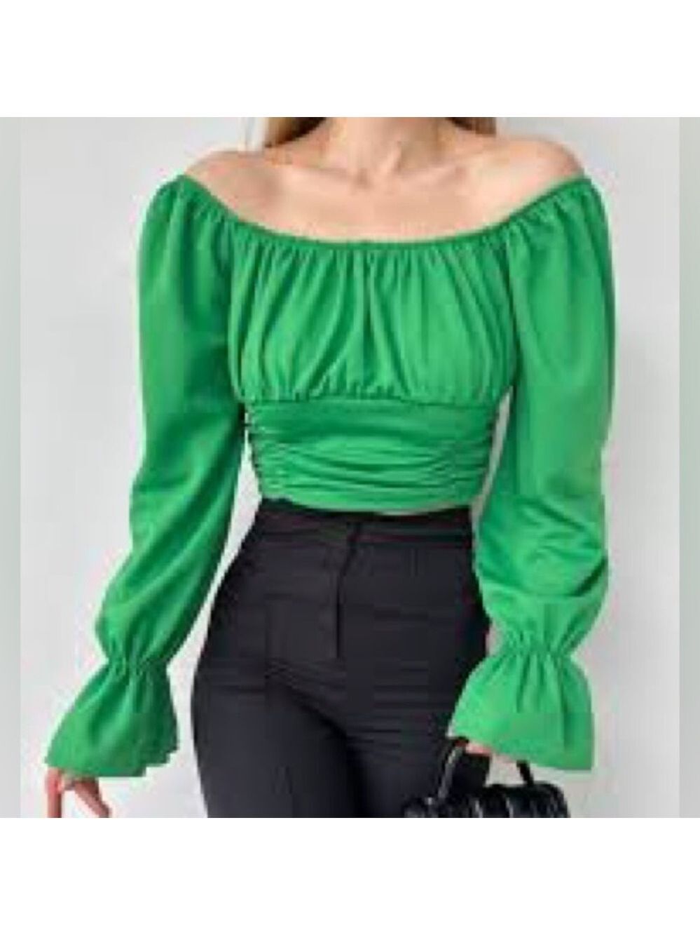 *NWT PrettyLittleThing Green Crop Top & Off-the-Shoulder Set - Size Small